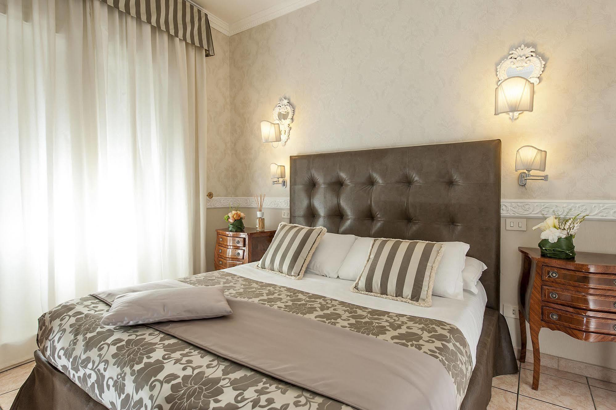 Residenza Zanardelli Bed & Breakfast Roma Dış mekan fotoğraf